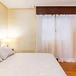 Amplio Y Acogedor Piso En Pleno Barrio De Gros, En Donostia - * San Sebastian