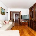 Amplio Y Acogedor Piso En Pleno Barrio De Gros, En Donostia - Apartment