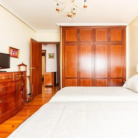 Amplio Y Acogedor Piso En Pleno Barrio De Gros, En Donostia - * סן סבסטיאן