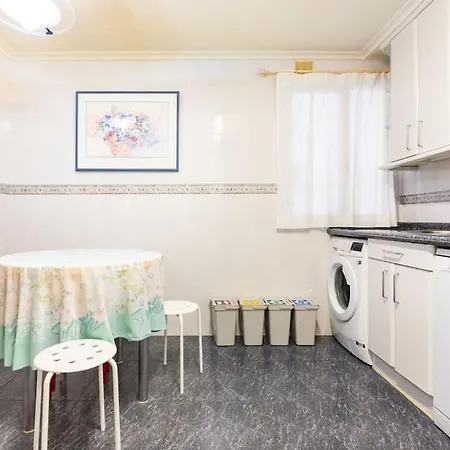 Amplio Y Acogedor Piso En Pleno Barrio De Gros, En Donostia - * サン・セバスティアン