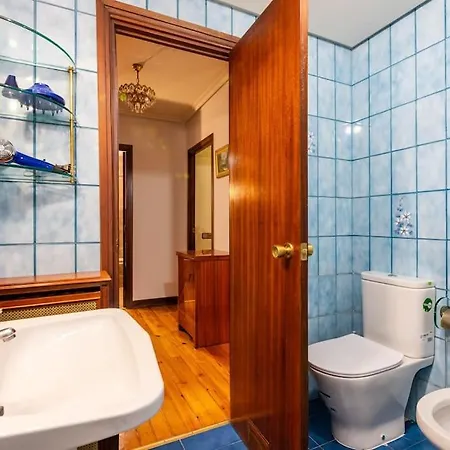 Daire Amplio Y Acogedor Piso En Pleno Barrio De Gros, En Donostia - *