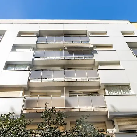 Amplio Y Acogedor Piso En Pleno Barrio De Gros, En Donostia - * San Sebastián